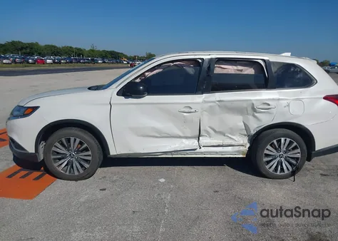 2019 Mitsubishi Outlander Es z USA, uszkodzony, nr VIN JA4AD2A30KZ031948